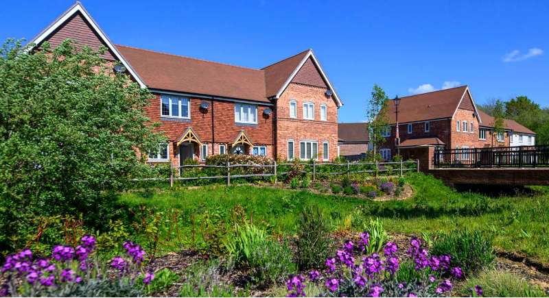 London Premier School Catchment & Commutable Lifestyle Collection 6