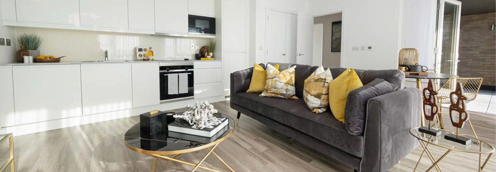 Colindale Gardens banner 6