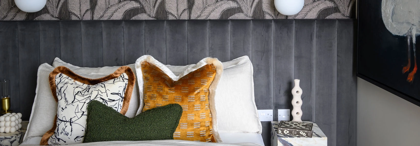 RAR interior view banner 6