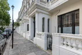 Can I remotely manage a Victorian home renovation