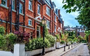 London property update – A prime buying window opens for Hong Kong investors