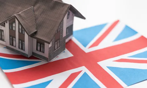 How the recent drop in UK mortgage rates saves money for Hong Kong buyers