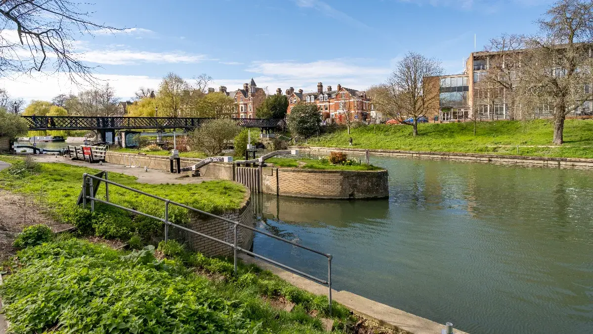 Cambridge river